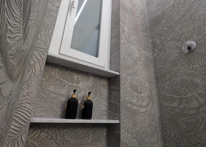 アパート Janua Jungle House